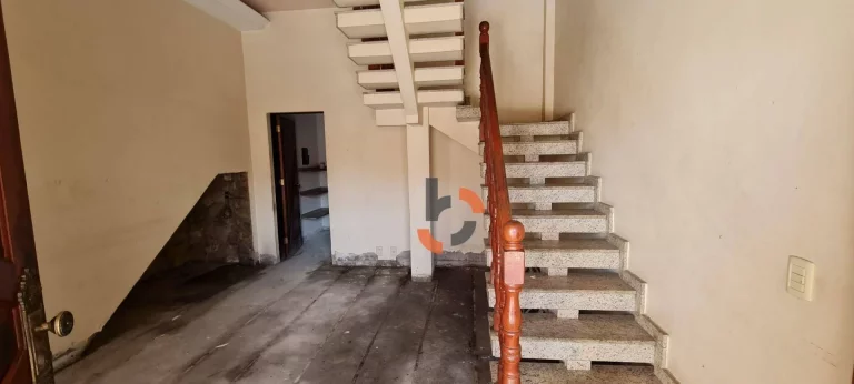 Imagem Casa com 4 dormitórios à venda, 452 m² por R$ 550.000,00 - Cerâmica - Nova Iguaçu/RJ