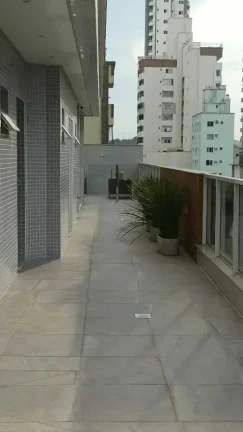 Imagem Apartamento com 3 dormitórios sendo 3 suítes e 2 vagas de garagem em Balneário Camboriú/SC