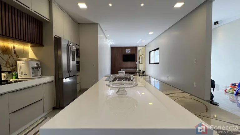 Imagem Casa à Venda no Bairro Eldorado – Alto Padrão, 3 Quartos e Espaços Integrados