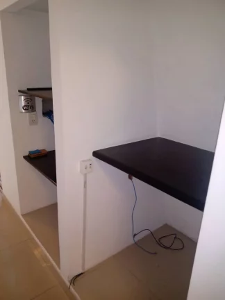 Imagem SALA COMERCIAL EM EDIFICIO HISTÓRICO NA CINELÂNDIA / IMÓVEL MOBILIADO