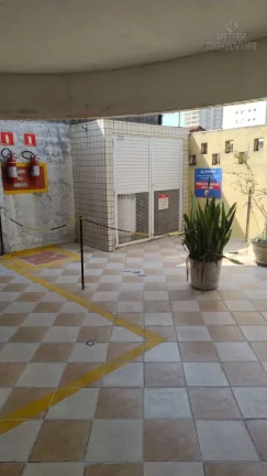 Imagem Apartamento com Sacada e Lazer Completo – Vila Tupi, Praia Grande-SP