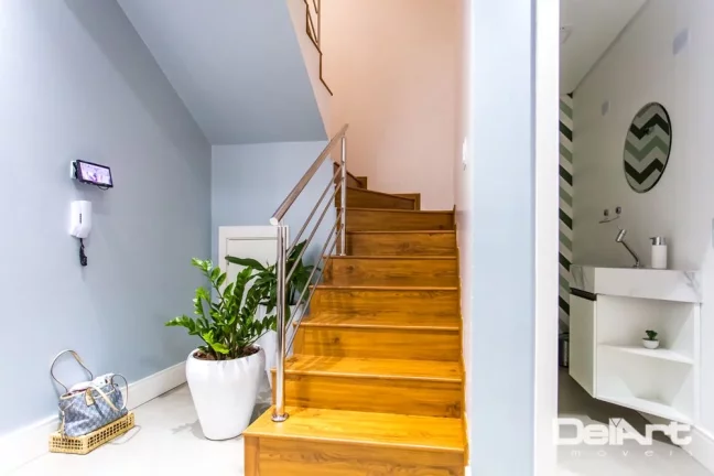 Imagem SOBRADO EM CONDOMINIO TRIPLEX - TOTALMENTE MOBILIADO - A 01 QUADRA DO PARQUE DO ATUBA - 147,00m2 - R$ 800.000