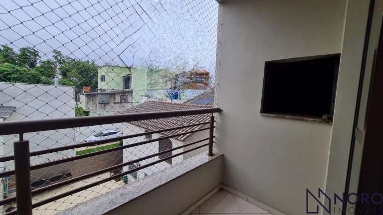 Apartamento 1 dormitório com box de garagem