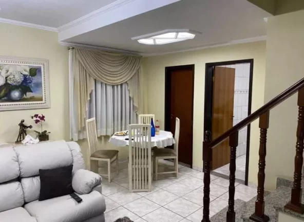 Imagem Sobrado com 3 dormitórios à venda, 165 m² por R$ 590.000,00 - Vila Acoreana - Poá/SP