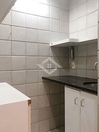 Imagem Centro Aluga-se Andar Exclusivo Mobiliado 242m2
