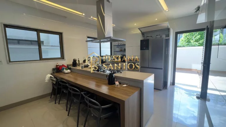 Imagem Casa de Luxo no Parc des Palmier – 3 Suítes, Área Gourmet e Clube Exclusivo