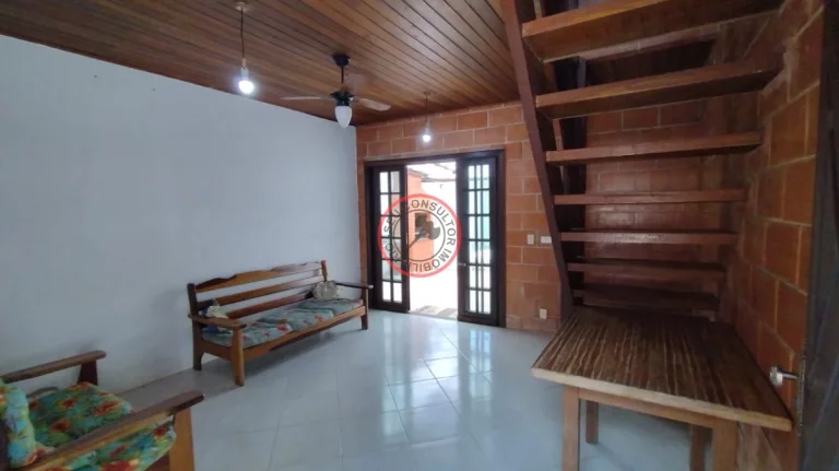 Imagem CASA COM ESCRITURA DEFINITIVA EM CAMBURY, 2 QUARTOS 2 BANHEIROS MESANINO SALA COZINHA AREA PRIVATIVA E VISTA PARA RESERVA NATURAL