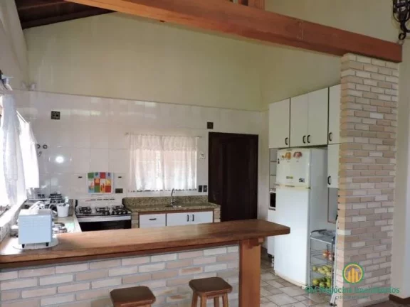 Imagem Chác Vale do Rio Cotia - Muito espaço, em rua fechada e muito tranquila!