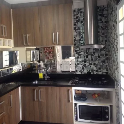Imagem Oportunidade! Casa modelo Mariana com 3 dorms no condomínio Villa Flora