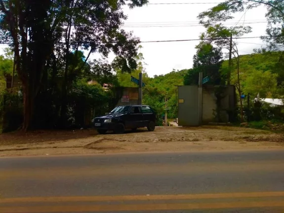 Imagem Chácara com 3 dormitórios à venda, 3000 m² por R$ 430.000,00 - Barroso - Mogi das Cruzes/SP