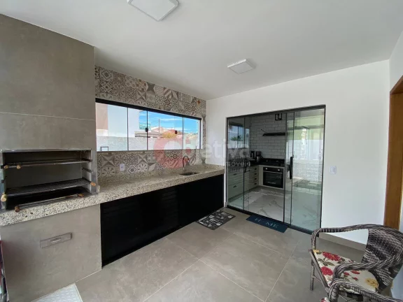 Imagem Casa linear, 3 quartos, mobiliada, Cond. dos Pássaros - Cabo Frio