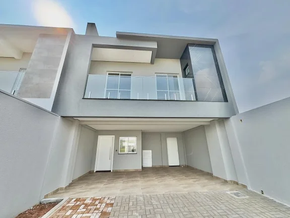 Imagem Sobrado de 248m² com Piscina em Cascavel - Recanto Tropical III - Venda