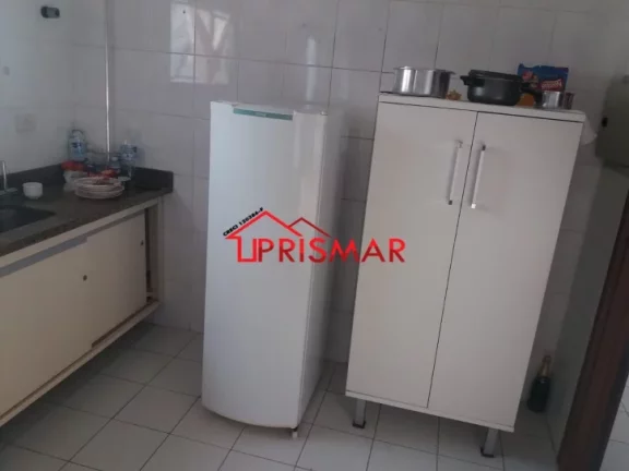 Imagem Frente 2 Dormitórios, 1 suíte, depend empregada Vaga demarc