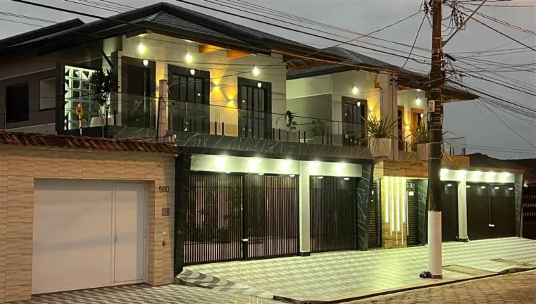 Imagem CASA COM 54.86 m² - MARACANÃ - PRAIA GRANDE SP