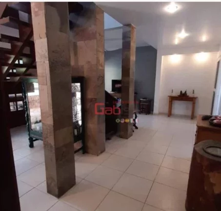 Imagem Casa com 5 dormitórios à venda, 200 m² por R$ 2.000.000,00 - Praia Grande - Arraial do Cabo/RJ