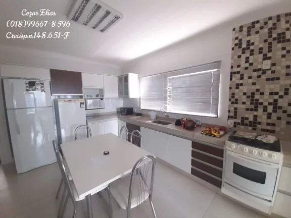 Imagem Tulipas/Casa com 350m2 4 quartos sendo 3 suítes 1 apartamento Andradina-SP