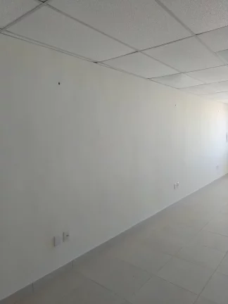 Imagem locação sala comercial em Macaé RJ 45m2 centro primeira locação.