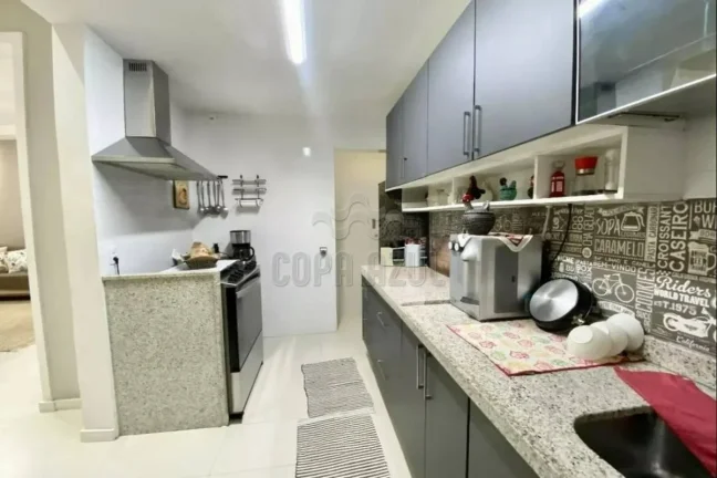 Imagem Copacabana - Residencial › Apartamento com 4 quarto(s) a Venda