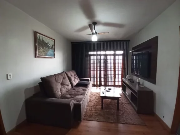 Imagem Sobrado com 5 dormitórios à venda, 502 m² por R$ 1.200.000,00 - Centro - Poá/SP