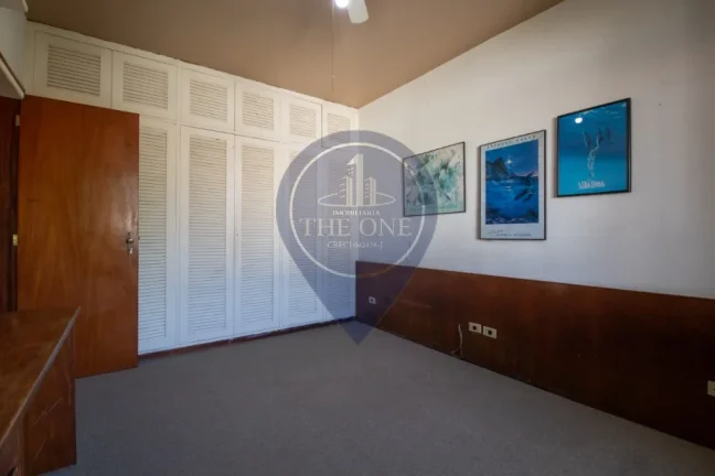 Imagem Casa à venda em São Paulo - Jardim Novo Mundo: 5 quartos, 1 suíte, 2 salas, 5 banheiros, 2 vagas, 300m².
