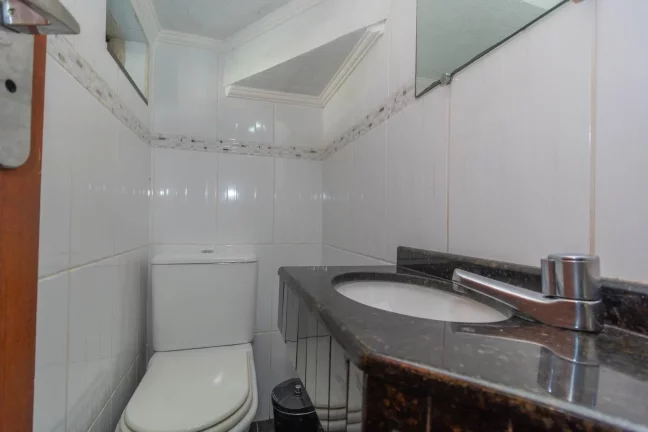 Imagem Sobrado a Venda em condominio fechado - Residencial Green Field