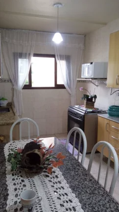 Imagem Triplex no Pilarzinho Com 4 Quartos - R$1180000,00
