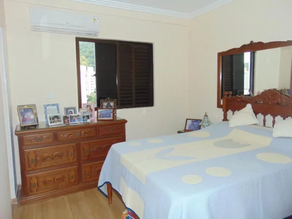 Imagem Praia de Pitangueiras,Amplo Apartamento com 132 Metros Úteis,Lazer,2 Garagens,Centrinho,Novo!