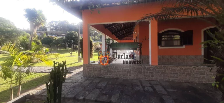 Imagem Chácara com 6 dormitórios à venda, 8000 m² por R$ 950.000,00 - Furnas - Extrema/MG