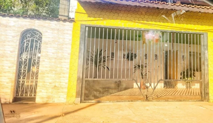 Imagem Sobrado com 2 dormitórios à venda, 288 m² por R$ 650.000,00 - Jundiapeba - Mogi das Cruzes/SP