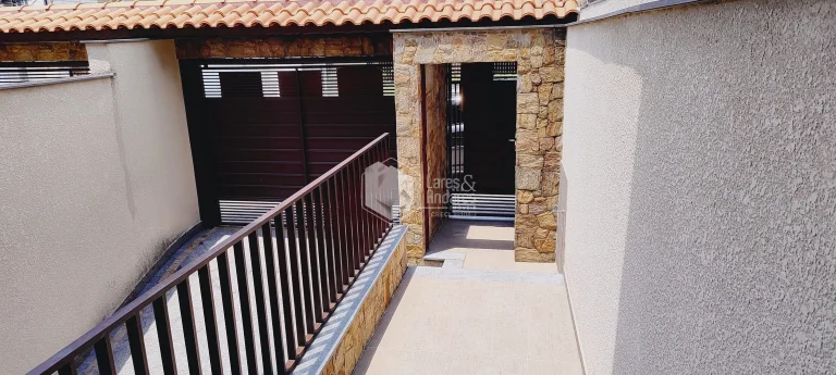 Imagem SOBRADO A VENDA, 240M² COM 03 DORMS (1 SUITE), PISO FRIO EM PORCELANATO, SALÃO DE FESTAS, 8 VGS ÓTIMO ACABAMENTO - PARQUE SÃO DOMINGOS, SÃO PAULO, SP