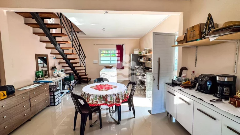 Imagem Casa com 4 dormitórios à venda, 205 m² por R$ 890.000,00 - Lagoinha - Ubatuba/SP