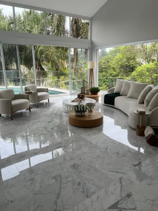 Imagem Casa à venda no Tamboré 1 com vista permanente | AT 1.500m² - AC 700m² - R$12.000.000 | Barueri/SP
