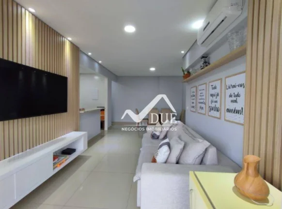 Imagem Apartamento com 2 dormitórios à venda, 85 m² por R$ 820.000,00 - Marapé - Santos/SP