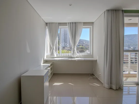 Imagem Apartamento semi-mobiliado para alugar em Alphaville com 1 quartos e 1 vagas 45 m² por R$ Link Studios - Santana de Parnaíba/SP