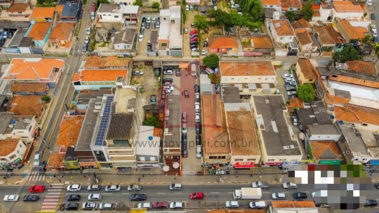 Imagem Excelente oportunidade: Terreno comercial de 550m² no Centro de Franco da Rocha-SP à venda!