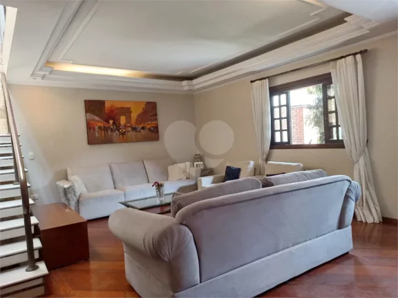 Imagem Casa à venda com 3 quartos, sendo 3 suítes, em Parque Monte Alegre, Taboão da Serra - SP