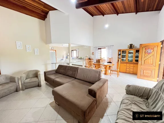 Imagem Chácara à venda em Condomínio - Piracaia/SP Fácil Acesso, por R$1.080.000!