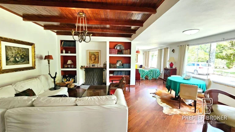 Imagem Sítio à venda, 5000 m² por R$ 2.200.000,00 - Albuquerque - Teresópolis/RJ