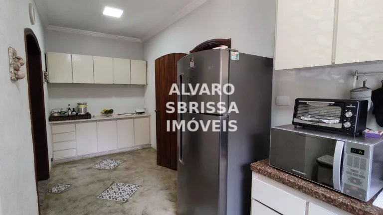 Imagem Chácara com 3 suítes 2 salas escritório, copa, cozinha e piscina no bairro Itaim Mirim em Itu SP