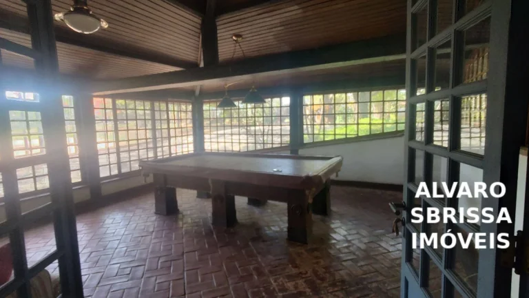 Imagem Sitio a venda em Itu SP com 4,7 alqueires ou 113.740 m², casa sede com 6 suítes, piscina e dois lagos maravilhosos, venha conhecer pessoalmente.