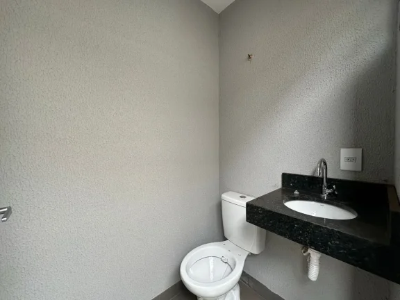 Imagem Linda Casa à Venda Projeto Funcional e Amplo!
