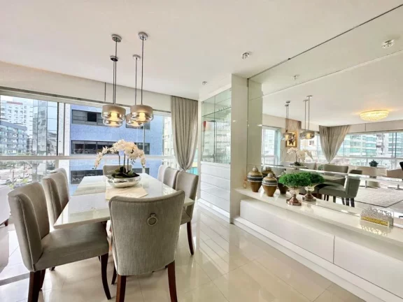 Foto do imóvel: Apartamento Padrão