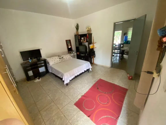 Imagem Chácara á venda c/ 03 dormitórios, Recanto Maravilha - Ao lado da Rodovia Castelo Branco