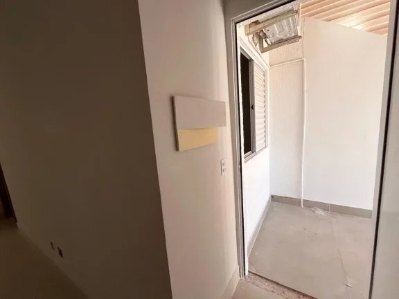 Imagem Casa em Condomínio para Venda em Cuiabá / MT no bairro Jardim Imperial