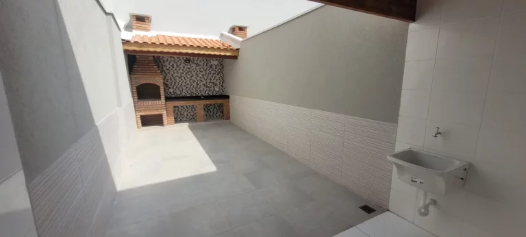 Imagem Sobrado - Bairro Vila Lais - Penha - 160 m² - 3 Suítes - Sacada - Quintal com churrasqueira - 3 Vagas - Aceita financiamento