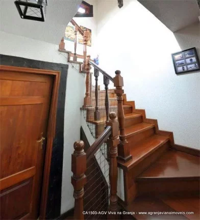 Imagem Casa à venda, 450 m² por R$ 1.950.000,00 - Granja Viana - Carapicuíba/SP
