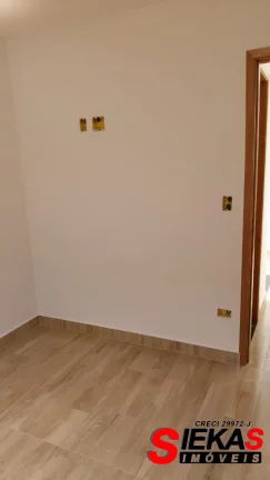 Imagem Imperdível: Casa à venda na Vila Ré, São Paulo-SP, 3 quartos, 1 suíte, 1 sala, 3 banheiros, 2 vagas de garagem, 108m².