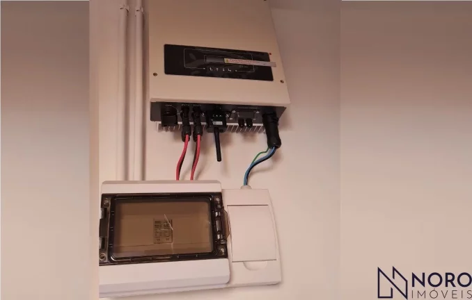 Imagem Casa de 2 Dormitórios com Suíte, Pátio e Garagem em Santa Maria