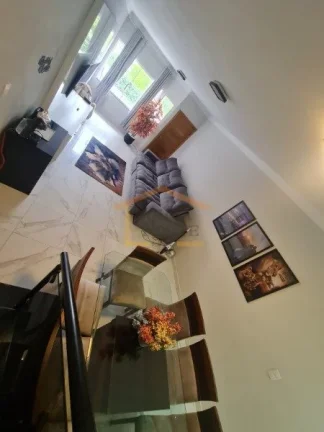 Imagem Sobrado 3 dormitórios, sendo 1 suíte com planejados, sala ampla para 2 ambientes, cozinha planejad...