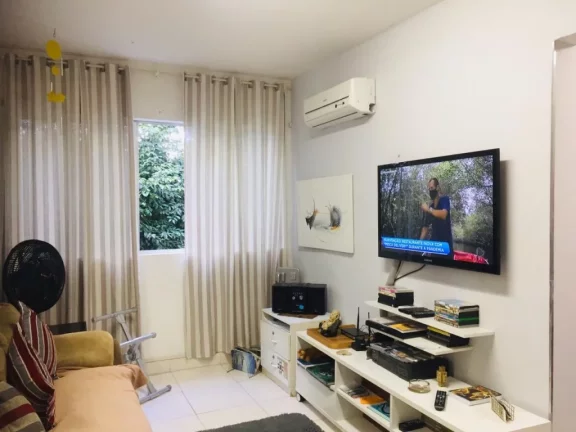 Imagem Apartamento para Venda em Rio de Janeiro, Jacarepaguá, 2 dormitórios, 1 banheiro, 1 vaga